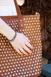 La Moda UK Handbag Fashion Blogger Tiny Twisst (2)